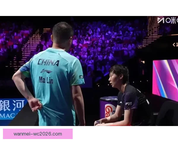 王曼昱4-2战胜申裕斌力克对手庆祝 马琳激动指天展现喜悦