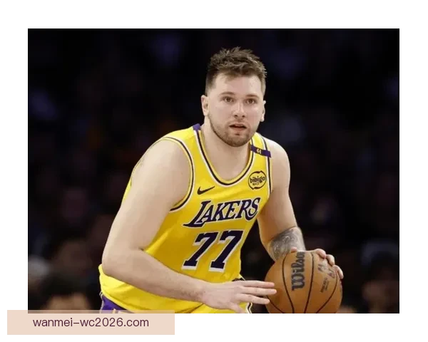 东契奇约翰逊荣膺三月最佳球员文班连续三次摘最佳防守奖